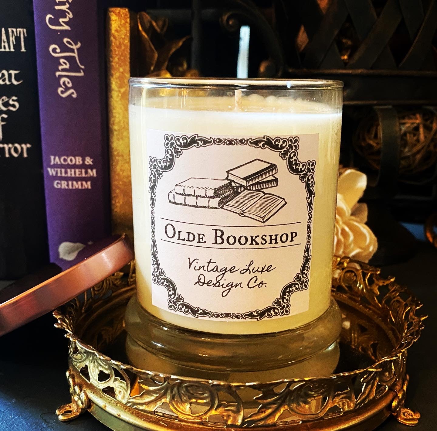 Olde Bookshop 10 Oz. Luxury Soy Wax Candle Vintage Library Fragrance